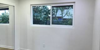 GLENOAKS Gallery 30