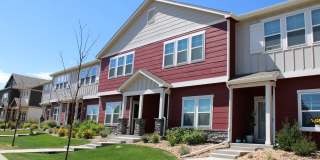 Chic Modern Townhouse in Berthoud – Your Dream Home Awaits! Gallery 1