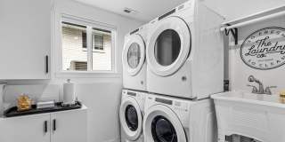 Trendy 2B/1B Unit C I Near Gonzaga/WSU/EWU & 5 Hospitals I Pet Friendly Gallery 22