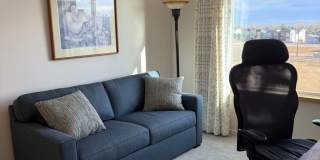 -Executive furnished Top Floor End unit Condo in Louisville Colorado, Beautiful Mt. Views! Gallery 15