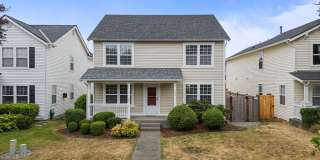 Spacious DuPont Home with A/C, Bonus Loft, Large Patio & Fully Fenced Yard! Gallery 1
