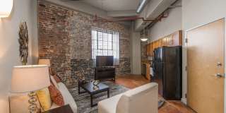 District Square Gallery 7