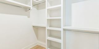 Three-story townhome offers a spacious layout with 3 BR and 3.5 bathroom in Nashville Gallery 28