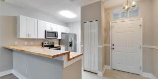 1032 RADISON Avenue Gallery 40