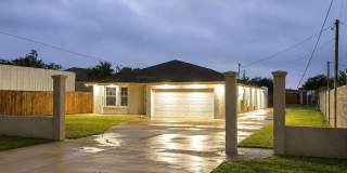 4304 West Rogers Road Gallery 1