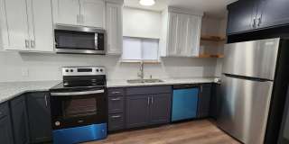 MODERN DECORATED HOUSE | 4 BEDROOM | 2 BATH | COVERED PATIO | CASITA WITH KITCHEN, BATH & LAUNDRY Gallery 5