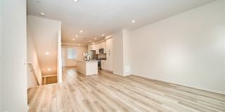 1672 Cayton Gallery 15