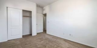 4 BEDROOM HOUSE IN HENDERSON!! Gallery 19