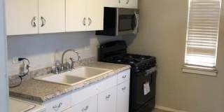 1307 Chadbourne Gallery 8