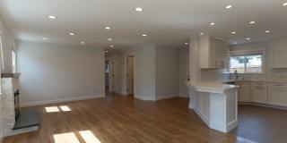 Remodeled Pacific Grove 2-Bedroom with Gourmet Kitchen Gallery 8