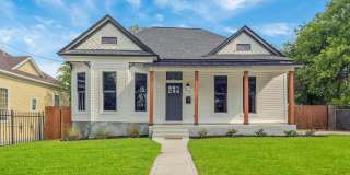 Fully Furnished Sleeps 8 with 3 Full Bedrooms and 3 full baths  Parking behind the secured gate Gallery 5