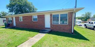 1bed/1ba duplex downtown Landis very Nice condition Gallery 1