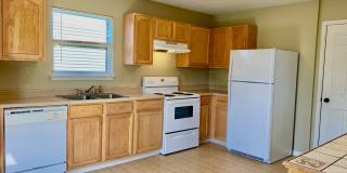 Wonderful 3 Bedroom 2.5 Bathroom Two Story Home with Loft on the Pond in Wayne! Gallery 14