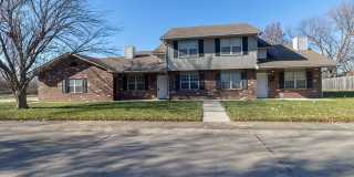 Updated Southside Duplex | 3 Bedroom Gallery 1