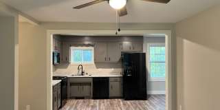 Dual Suite Privacy! Perfect for Roommates — Minutes to APSU  Downtown Gallery 1