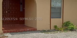 6123 SW 4th Pl Gallery 2