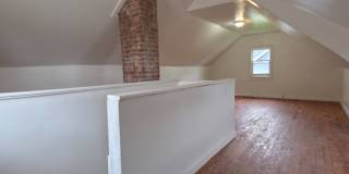 Multi Family Home 3 Bedroom and 1 Bath For Rent Gallery 15