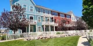 Great 3 Bd 2.5 Bath Townhome 2 Car Garage Great 3 Bd 2.5 Bath Townhome 2 Car Garage Gallery 1