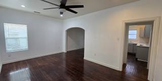 809 Elmwood Drive Gallery 14