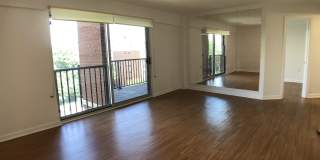 1300 Army Navy Drive 1300 Army Navy Drive Gallery 1