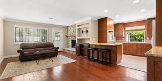 5081 Howard Avenue Gallery 4