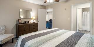 Wellington Manor Gallery 8