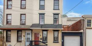 Updated 3-bedroom, 1.5-bath home with a garage in the borough of West Chester! Gallery 1