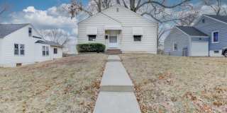 Cute 2 bedroom single family house in Bel-nor with attached garage. Gallery 1