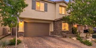 Entertainer's Dream 4Bd Home with Designer Finishes & Outdoor Kitchen Entertainer's Dream 4Bd Home with Designer Finishes & Outdoor Kitchen Gallery 1