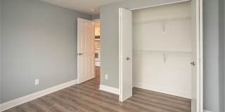 Sheldon Pointe Gallery 8