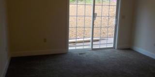 3 Bedroom, 3 1/2 Bathroom Townhouse on Easterly Parkway Gallery 16