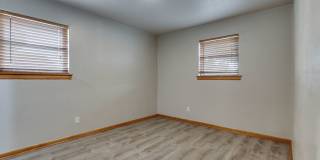 JUST HIT THE MARKET!!! 3 bedroom 1.5 bathroom Gallery 40