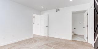 5792 Ambassador Avenue #102, Las Vegas, NV 89122 Gallery 21