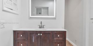 11000 Northeast 9th Avenue Gallery 11