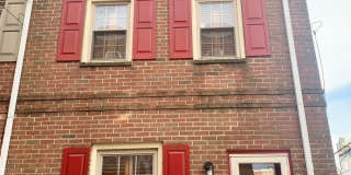 Amazing 2-Bedroom Townhouse Located in Bella Vista! Available mid-July! Gallery 3