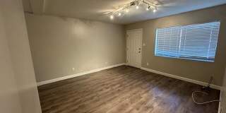 310 W Earll Drive unit: 109 Gallery 4