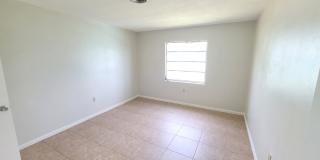 Cozy Beachside Condo in Cape Canaveral Including pool, basic cable, and water. Gallery 13