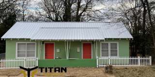 1bed Renovated Downtown Duplex Gallery 1