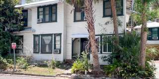 1BR/1BA UPDATED Apartment in Duck Pond Area - Available Early August! Gallery 17