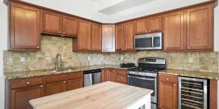 Two Bedroom in Newport! Gallery 16