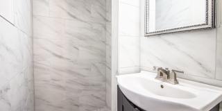 Spacious 3 bed 2 bath Home Gallery 13