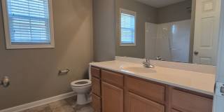 NEW LISTING!!!!! Gallery 20