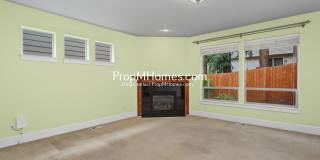 Beautiful Three Bedroom Home in Bethany - Available Now! Gallery 4