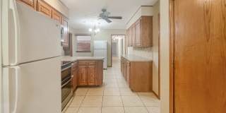 2604 Northeast Garden Lane Gallery 12
