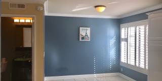 Beautiful and spacious multilevel townhouse in model home condition Gallery 13