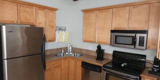 515 E Capitol Unit 102 Avenue Gallery 12