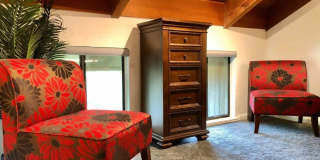 Spacious 2BR/2BA Condo with Garden View – Steps from the Ocean Gallery 11