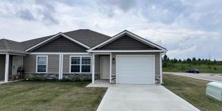 3 Bed | 2 Bath | 1 Car Garage Single Level Duplex in Kansas City 3 Bed | 2 Bath | 1 Car Garage Single Level Duplex in Kansas City Gallery 1