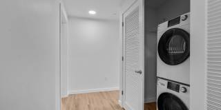 Strata Gallery 36