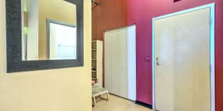 20 N STATE Street Gallery 18